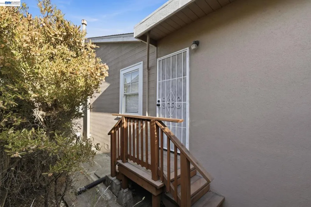 137 Viewmont Avenue Vallejo, CA 94590