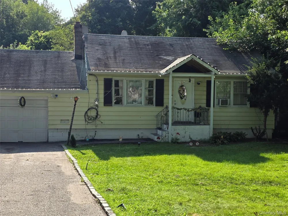 2467 New York Avenue Melville, NY 11747
