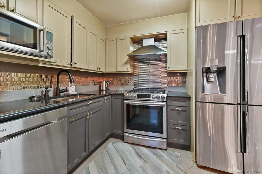 210-19 26th Avenue #TL Bayside, NY 11360