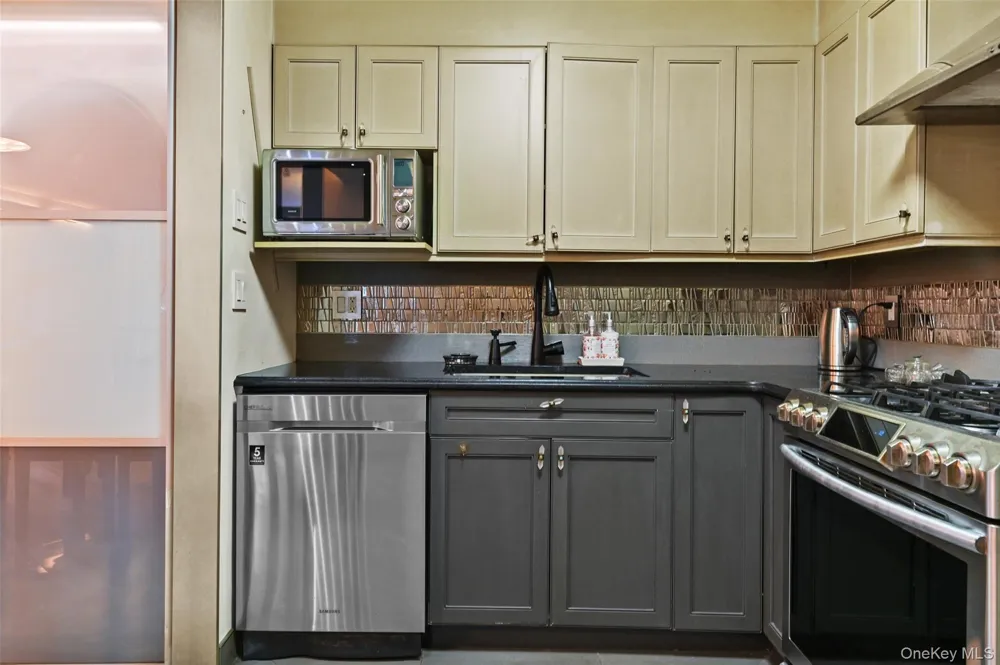 210-19 26th Avenue #TL Bayside, NY 11360