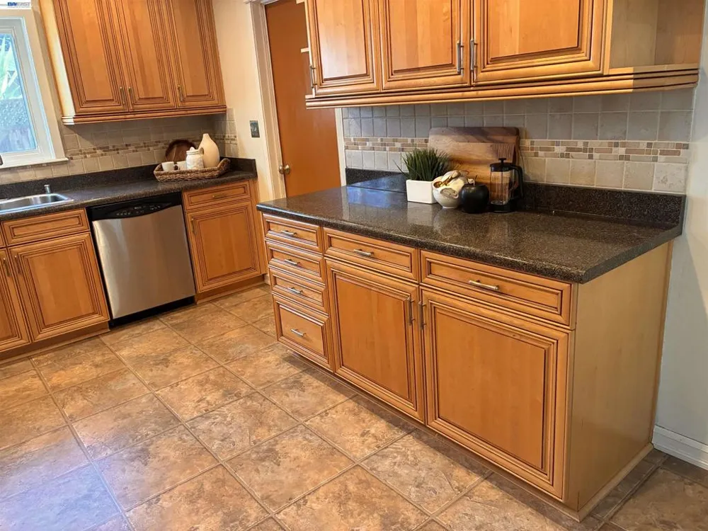 5269 Abbey Ct Newark, CA 94560