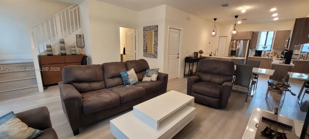 4682 NW 83rd Ave Doral, FL 33166