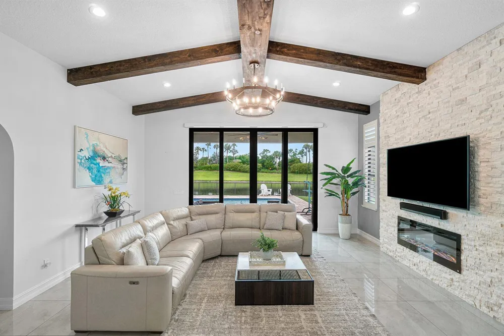 8331 Grand Prix Lane Boynton Beach, FL 33472