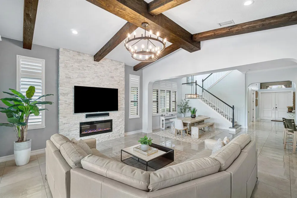 8331 Grand Prix Lane Boynton Beach, FL 33472