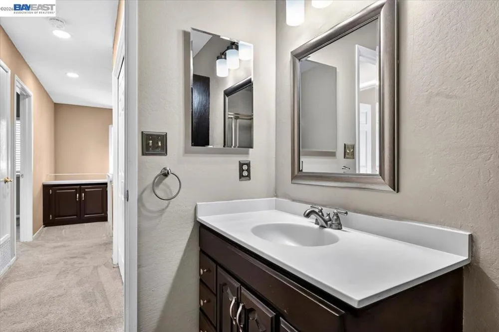 3901 Clayton Rd. #26 Concord, CA 94521