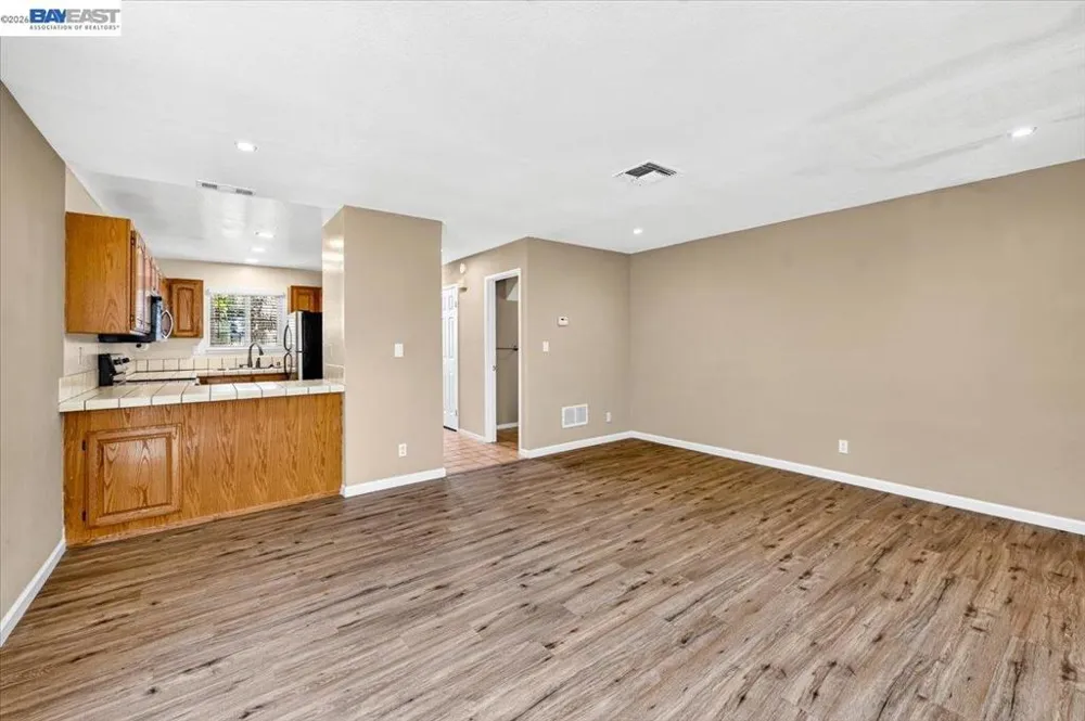 3901 Clayton Rd. #26 Concord, CA 94521