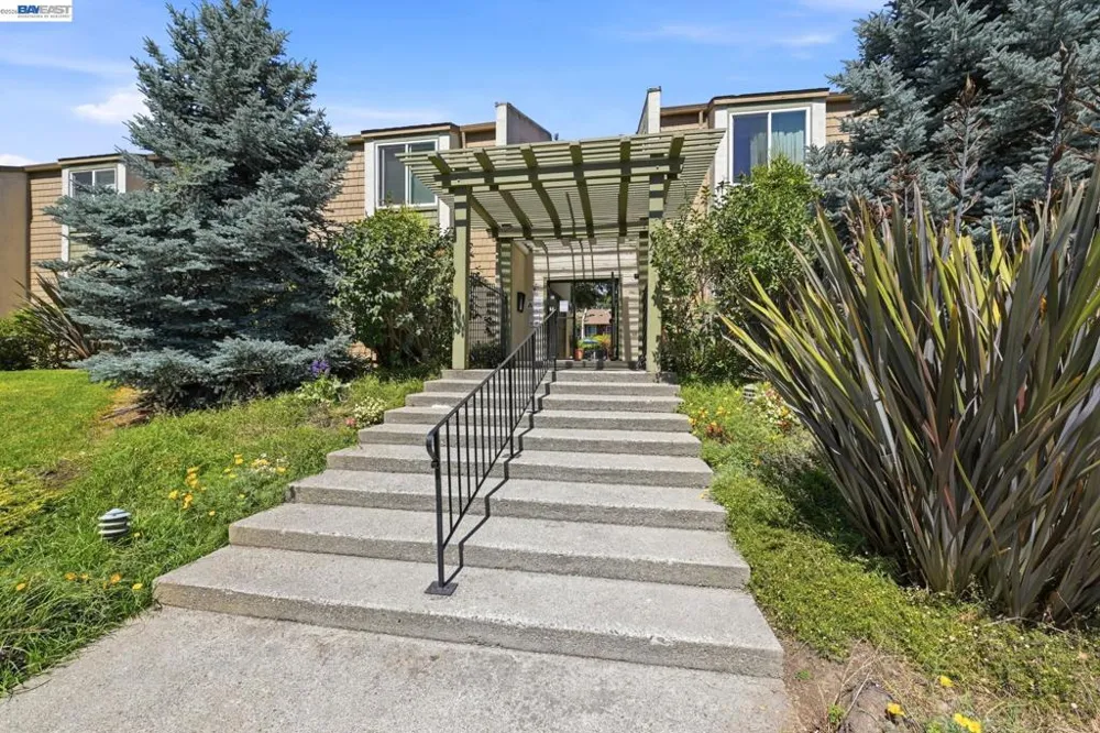 3419 Pennsylvania Cmn Fremont, CA 94536