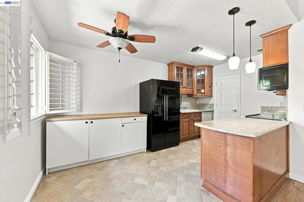 3419 Pennsylvania Cmn Fremont, CA 94536
