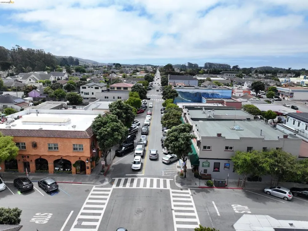 230 Amesport Landing Half Moon Bay, CA 94019