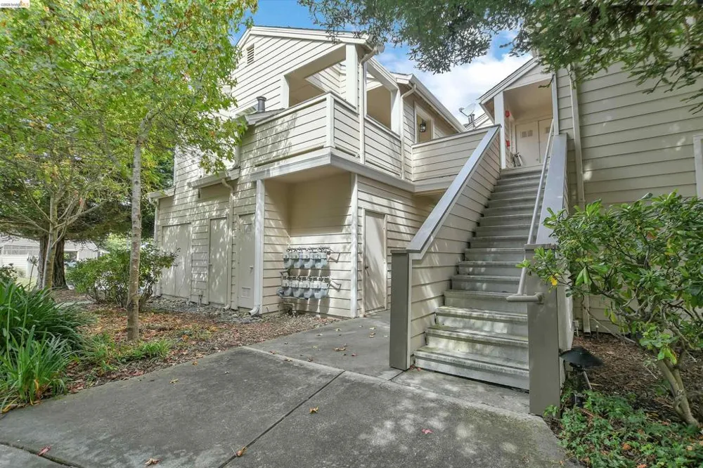 230 Amesport Landing Half Moon Bay, CA 94019