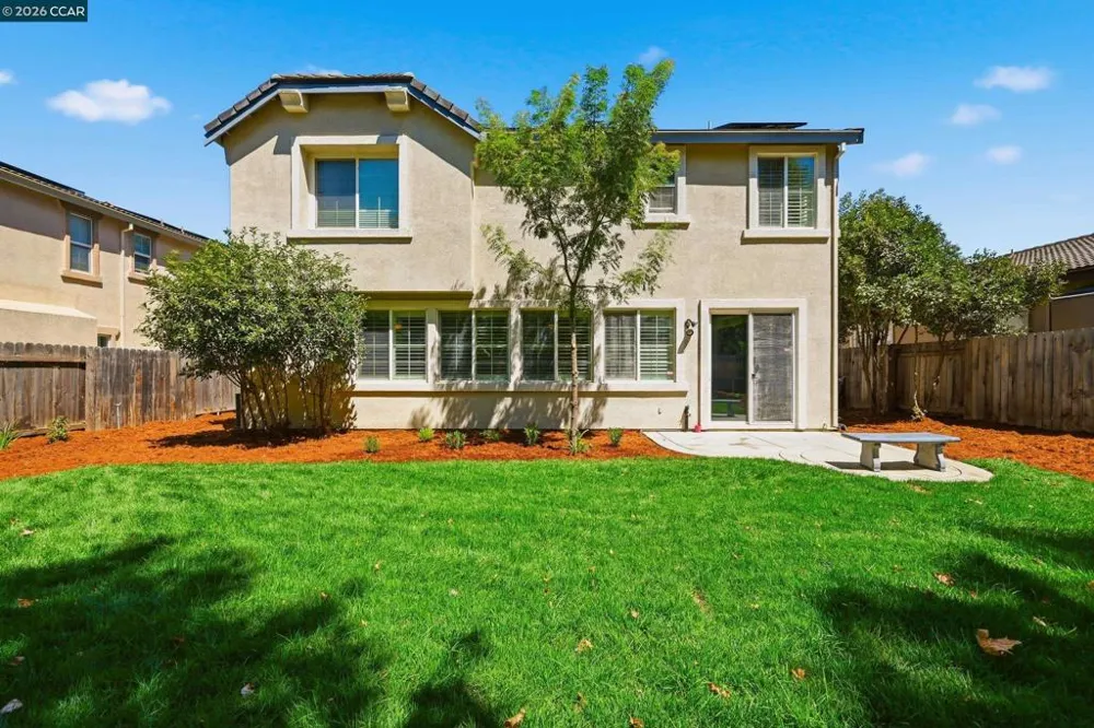 19 Renoir Ct Oakley, CA 94561