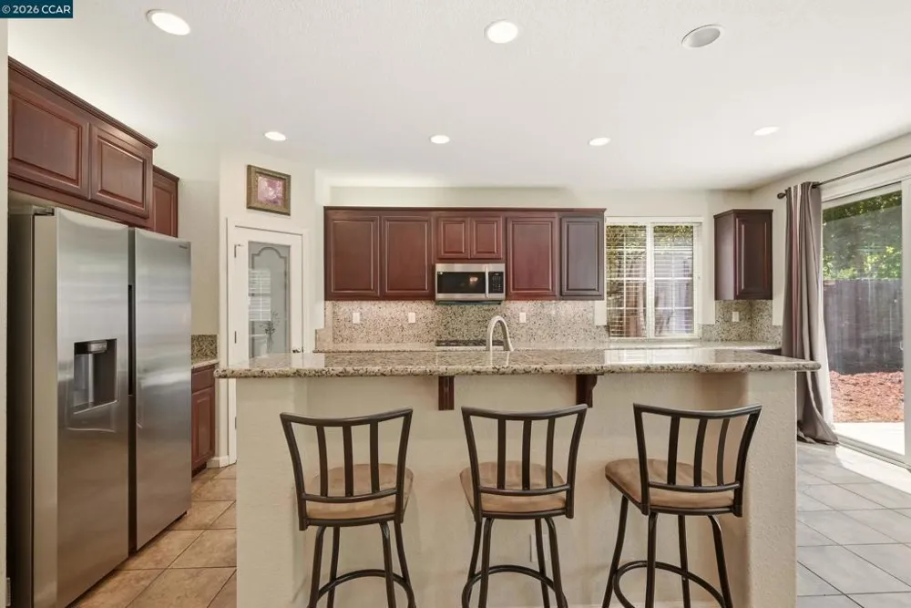 19 Renoir Ct Oakley, CA 94561