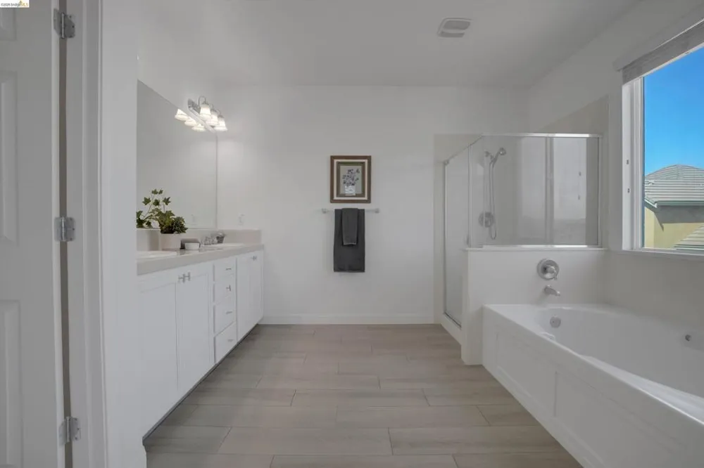 14 Renoir Ct Oakley, CA 94561
