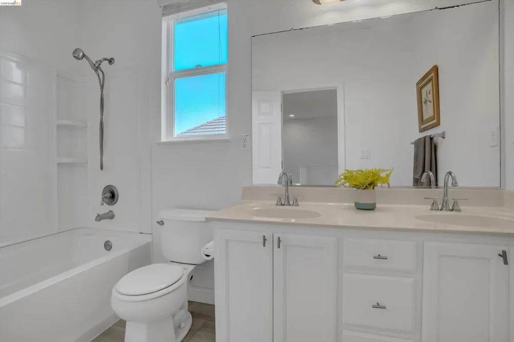 14 Renoir Ct Oakley, CA 94561