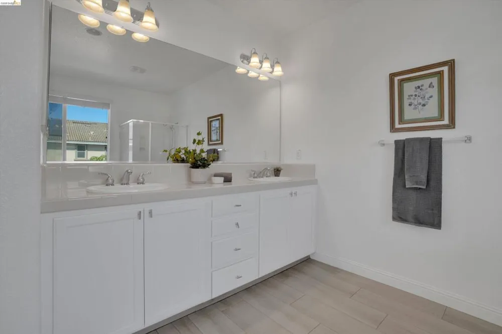 14 Renoir Ct Oakley, CA 94561