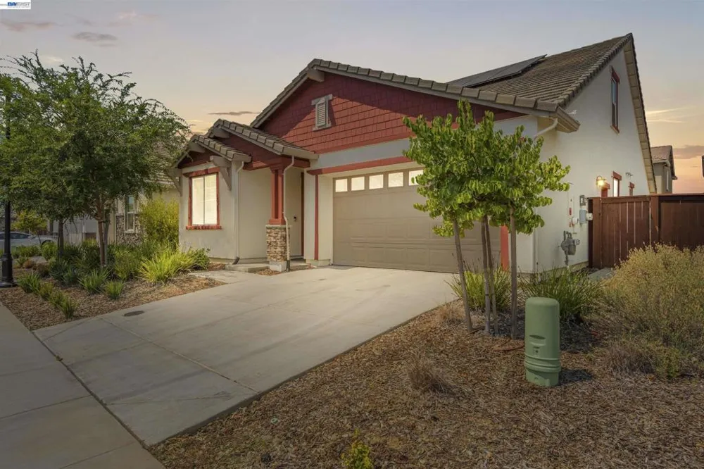 4308 Mascon Dr Folsom, CA 95630