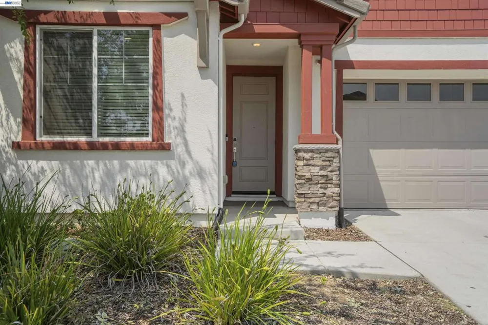 4308 Mascon Dr Folsom, CA 95630