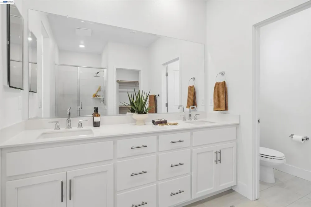 4308 Mascon Dr Folsom, CA 95630