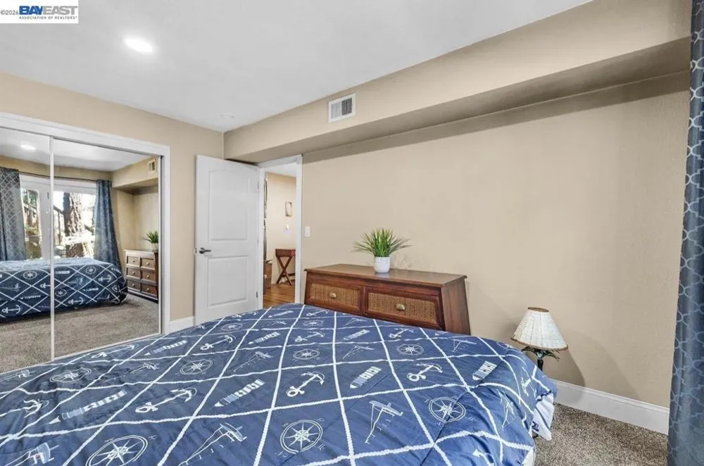 28016 Whitestone Ct Hayward, CA 94542