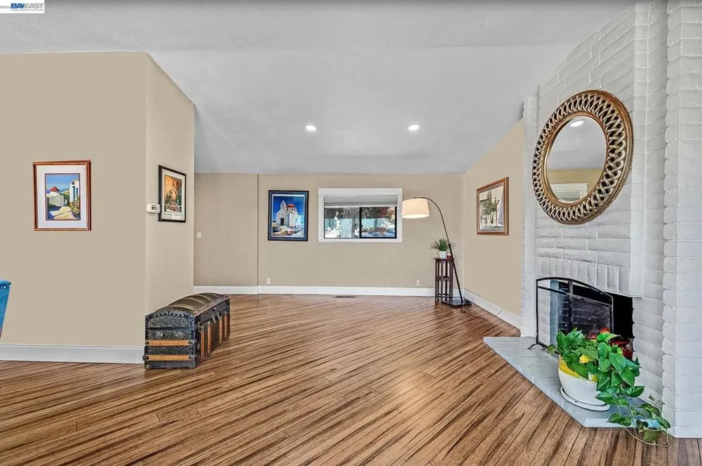 28016 Whitestone Ct Hayward, CA 94542