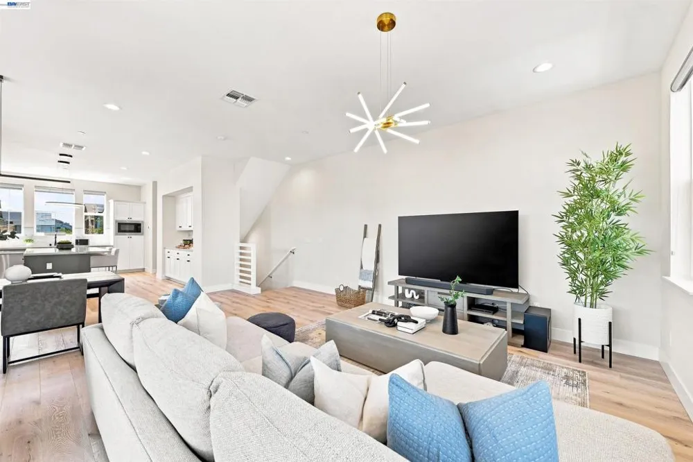 8540 Tailwind Ave Newark, CA 94560