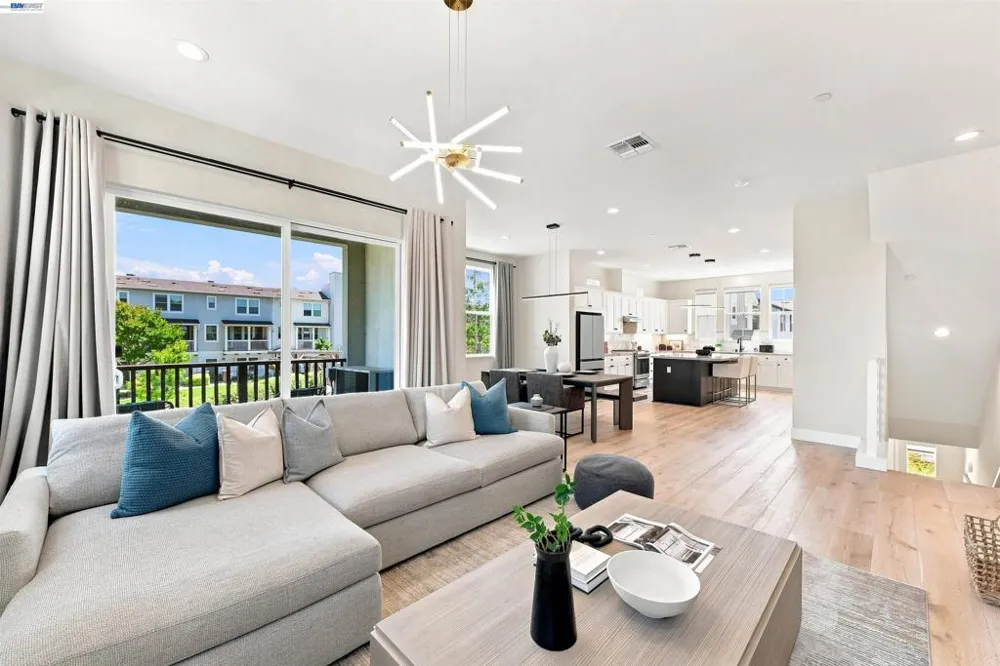 8540 Tailwind Ave Newark, CA 94560