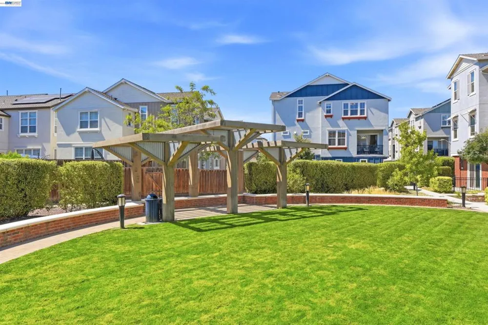 8540 Tailwind Ave Newark, CA 94560