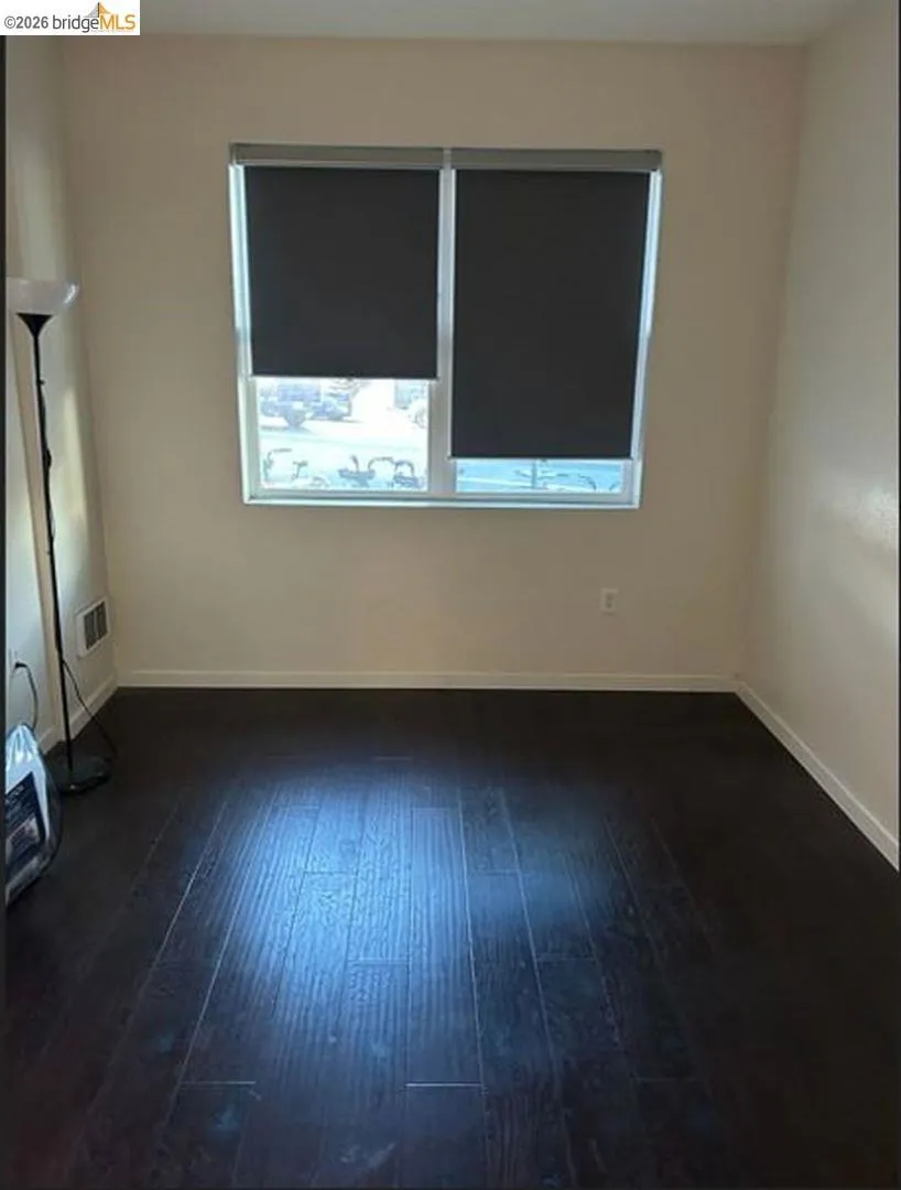 1121 40th ST #5102 Emeryville, CA 94608