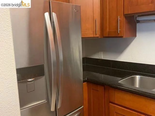 1121 40th ST #5102 Emeryville, CA 94608