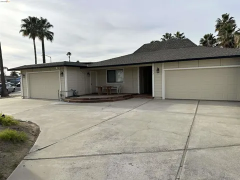 1472 willow lake road