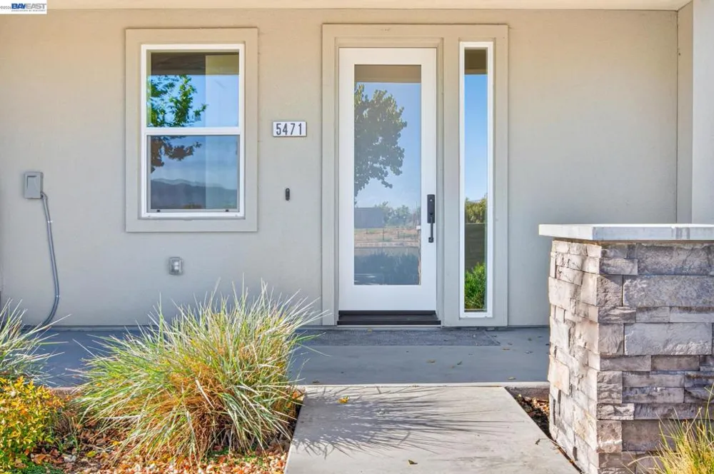 5471 Dublin Blvd Dublin, CA 94568