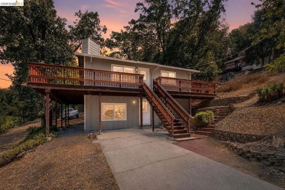 21657 Crystal Lake Dr Sonora, CA 95370