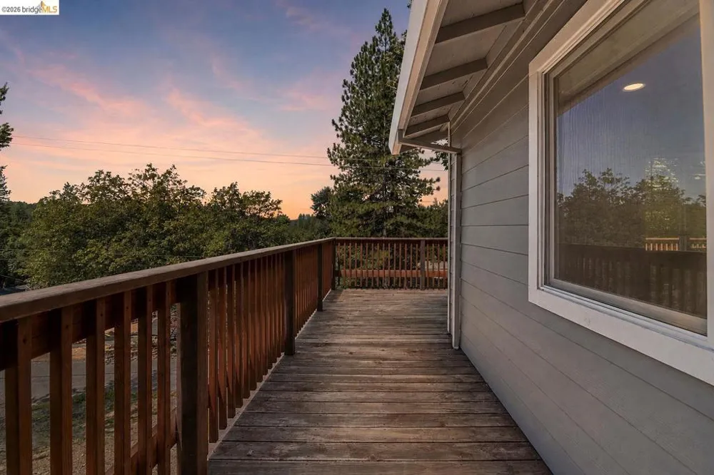 21657 Crystal Lake Dr Sonora, CA 95370