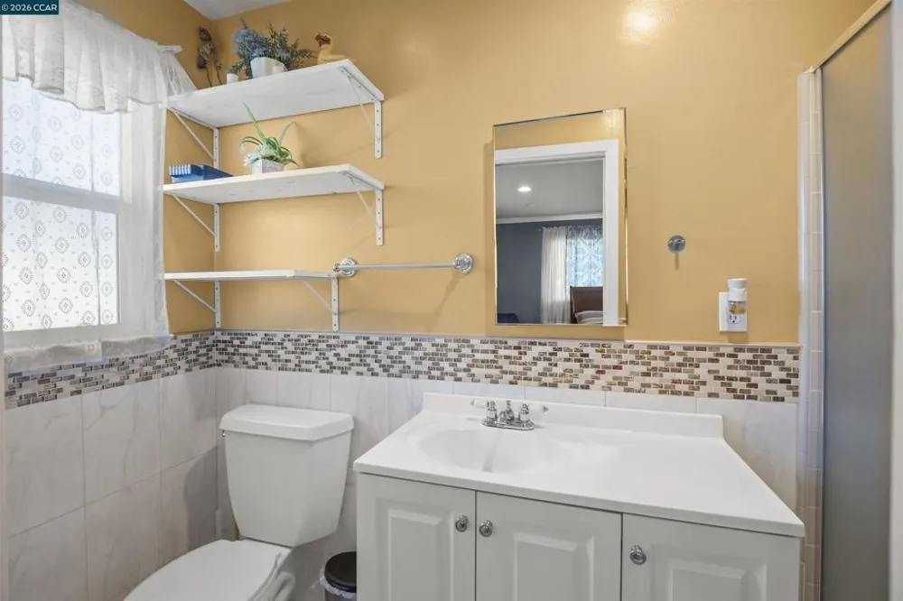 96 Corte Eulalia San Lorenzo, CA 94580
