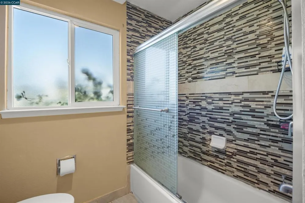96 Corte Eulalia San Lorenzo, CA 94580
