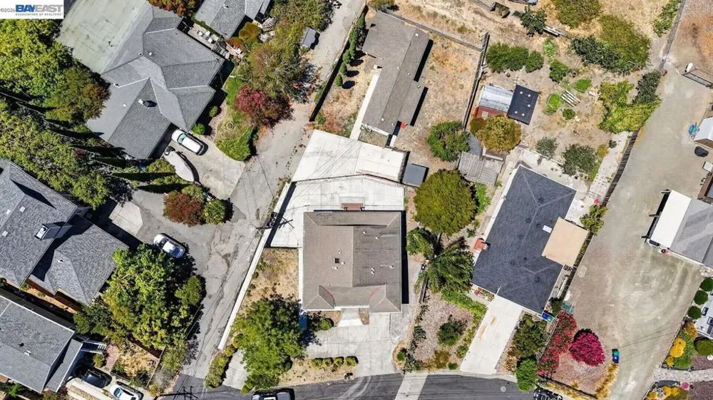 2024 Thompson Ln El Sobrante, CA 94803