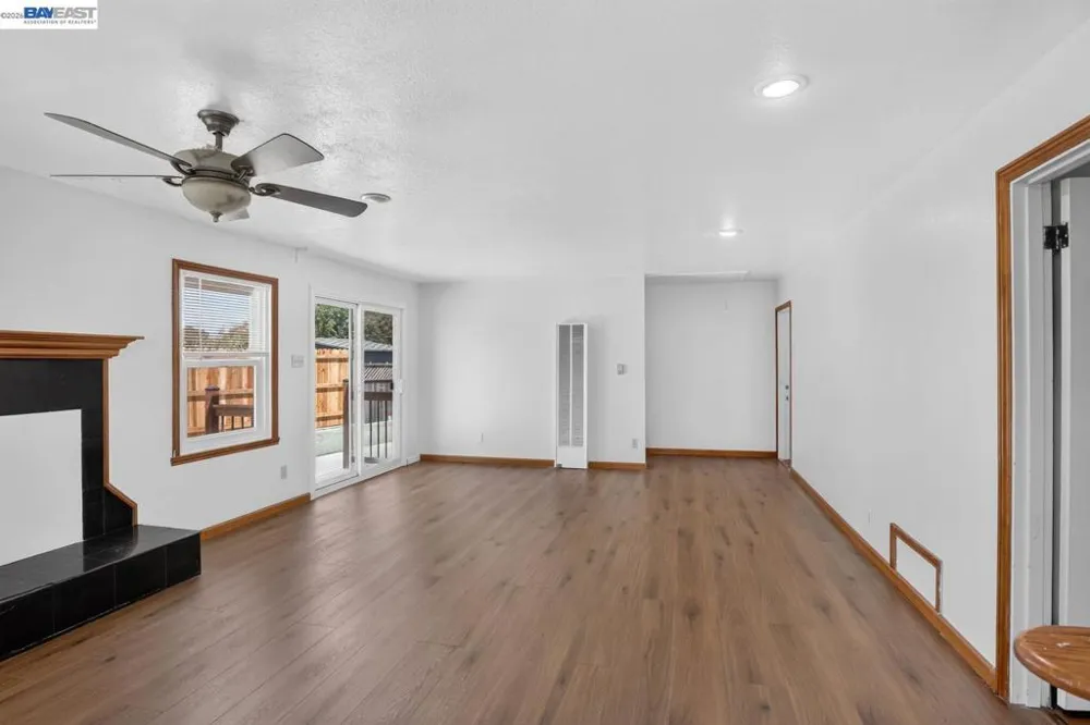 2024 Thompson Ln El Sobrante, CA 94803