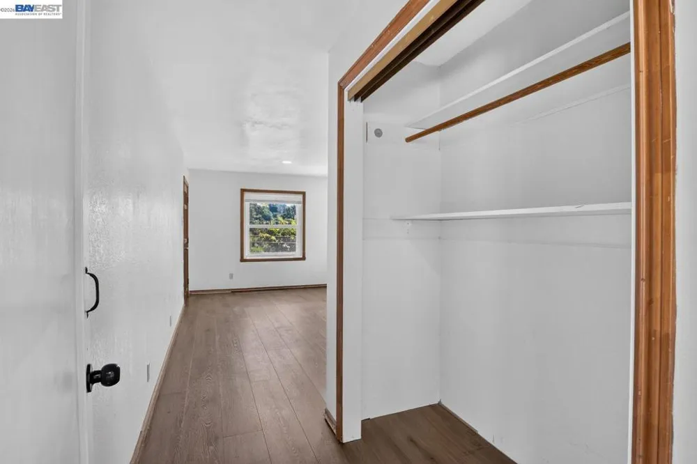 2024 Thompson Ln El Sobrante, CA 94803
