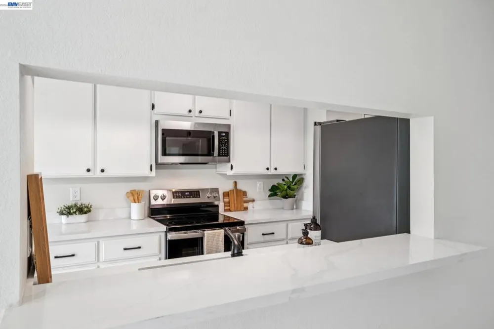 21062 Gary Dr #217 Hayward, CA 94546