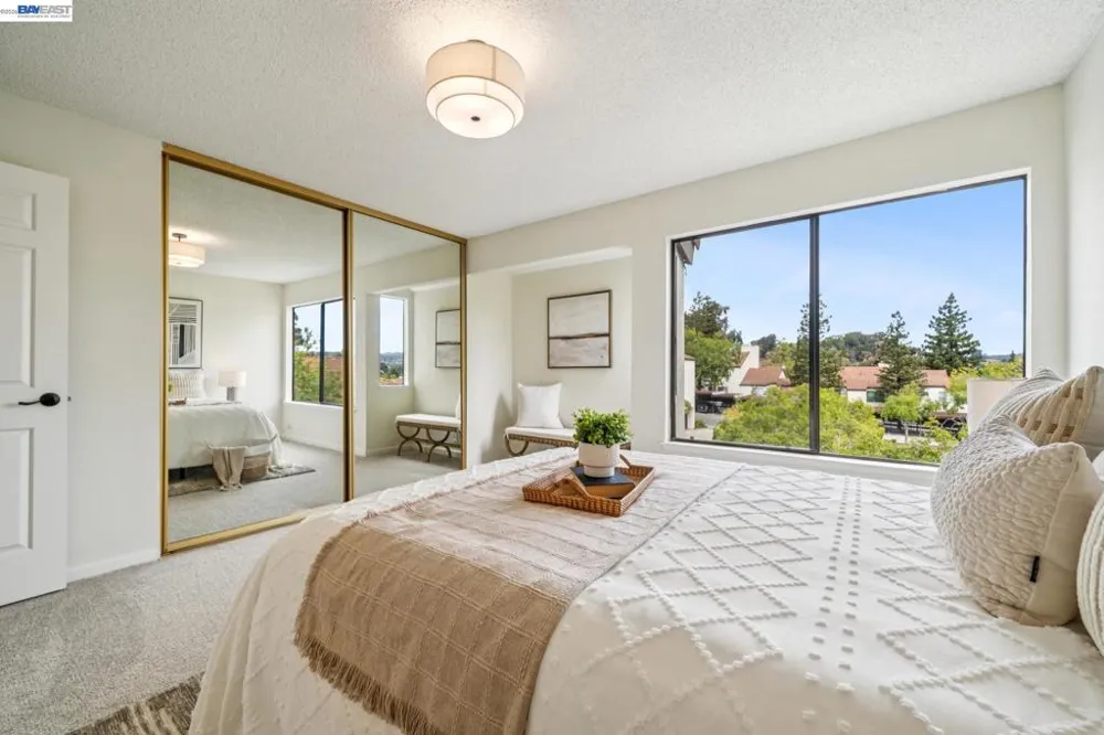 21062 Gary Dr #217 Hayward, CA 94546