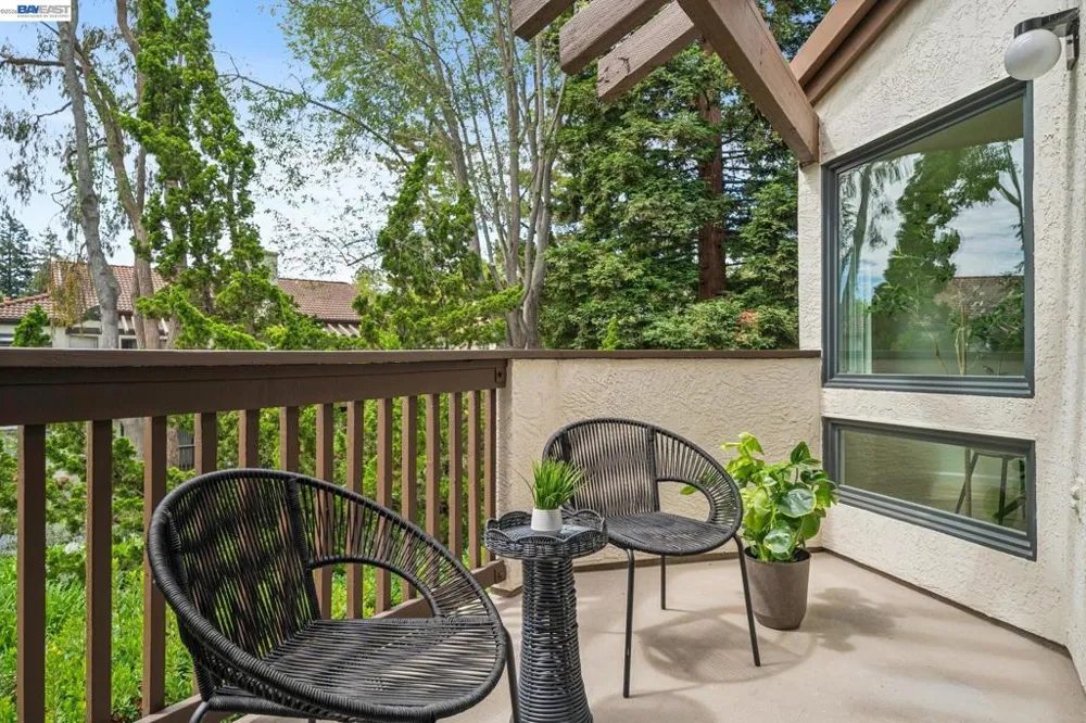 21062 Gary Dr #217 Hayward, CA 94546