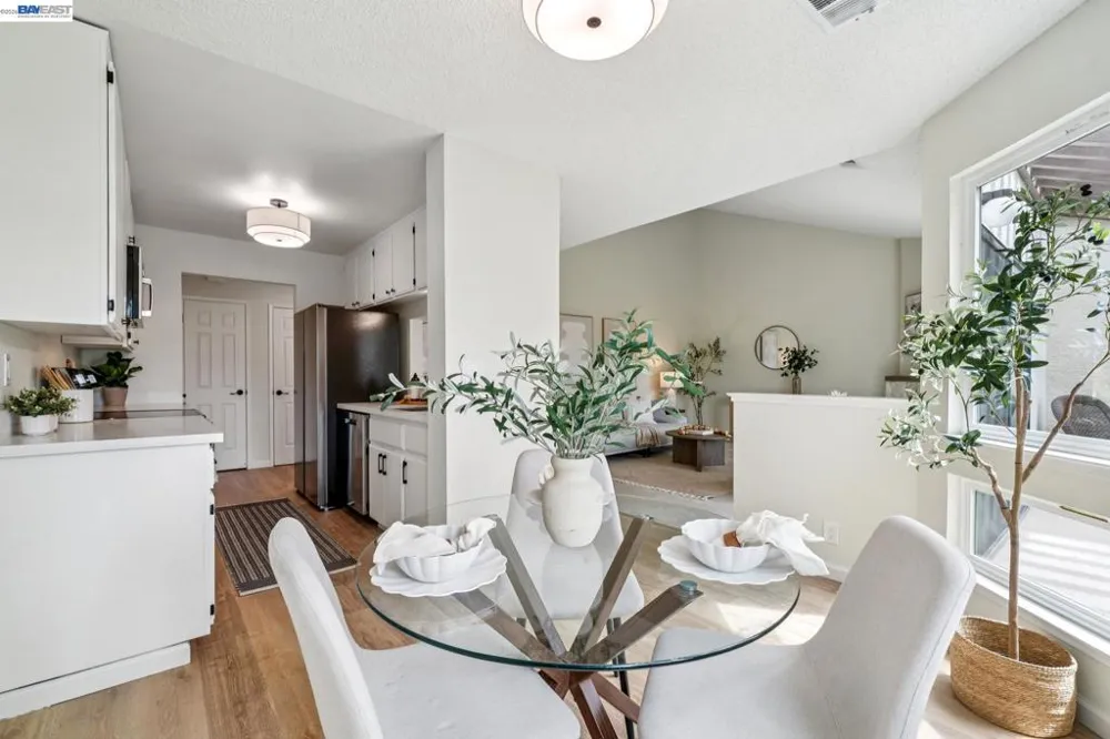 21062 Gary Dr #217 Hayward, CA 94546