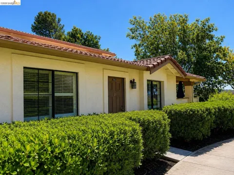 5452 Colony Field Dr