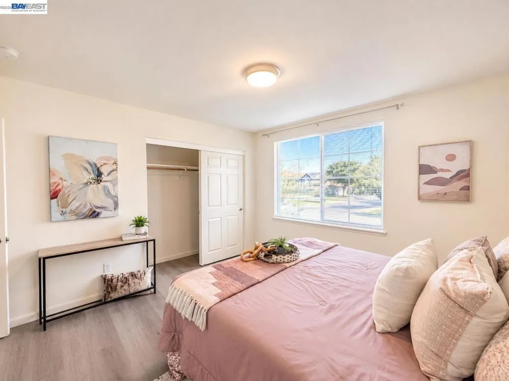 2135 devin court Tracy, CA 95376