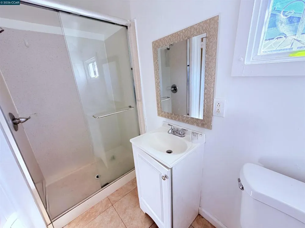 2625 75th Ave Oakland, CA 94605