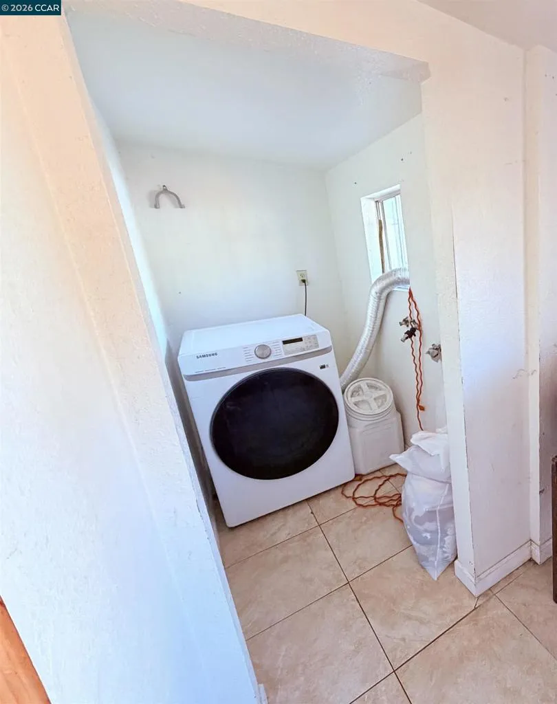 2625 75th Ave Oakland, CA 94605