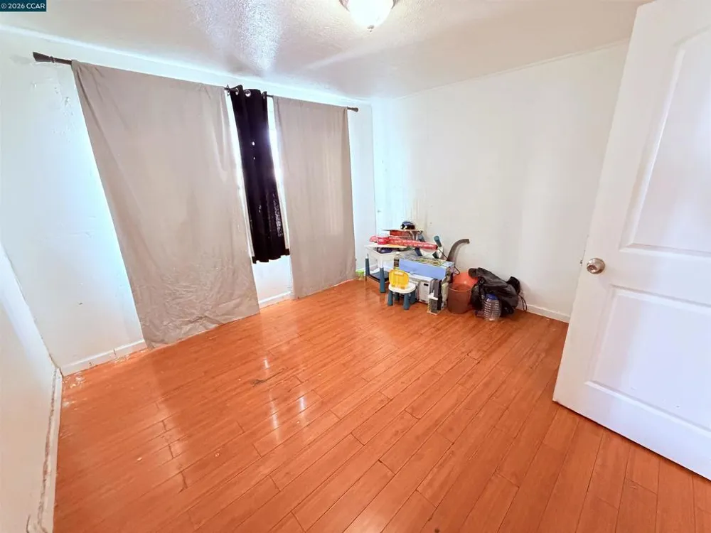 2625 75th Ave Oakland, CA 94605