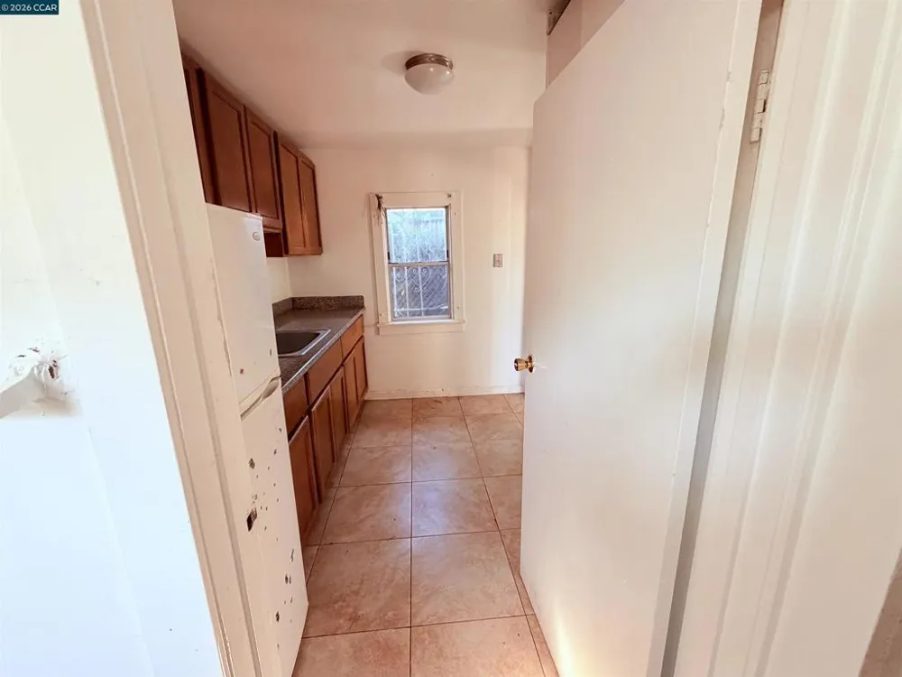 2625 75th Ave Oakland, CA 94605