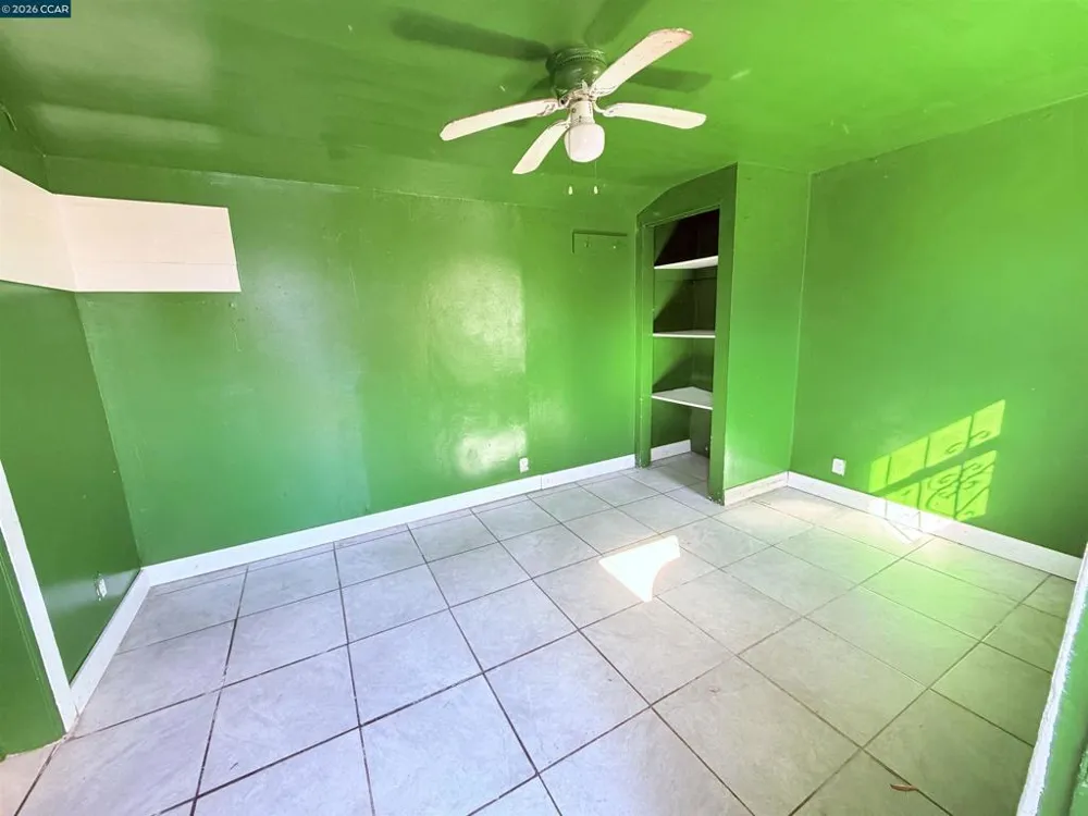 2625 75th Ave Oakland, CA 94605