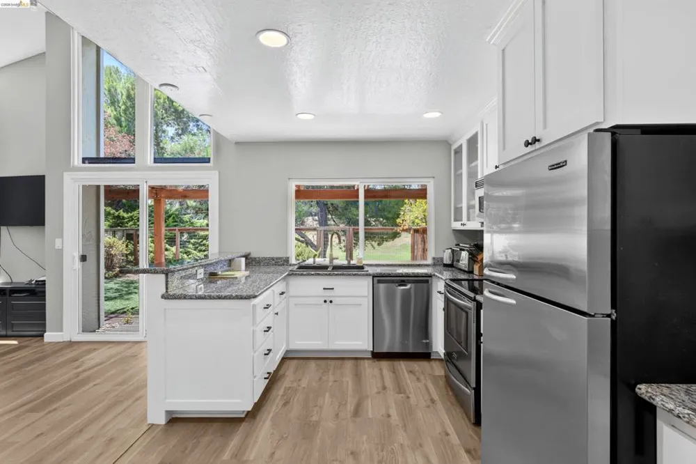 359 Kinross Dr Walnut Creek, CA 94598